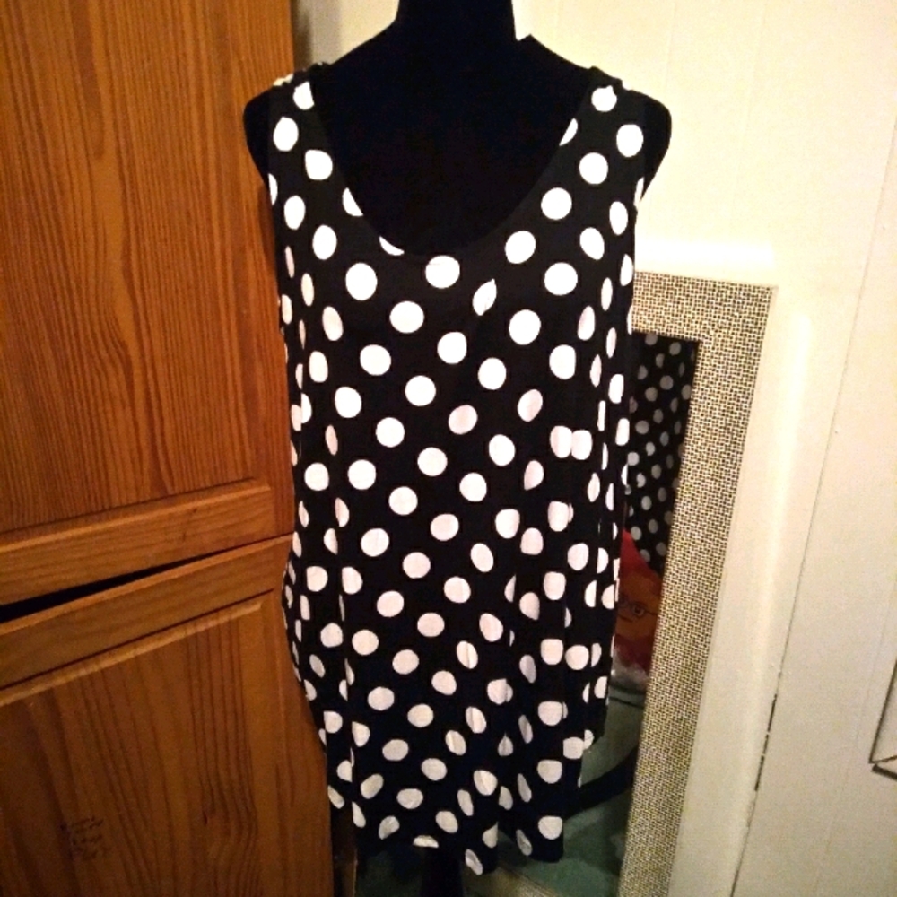 Polka dot tank